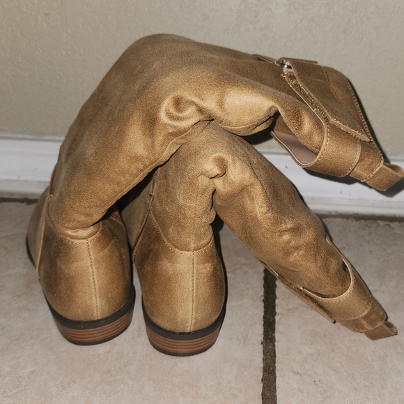 Journee Collection Lelanni boots - Picture 3 of 7